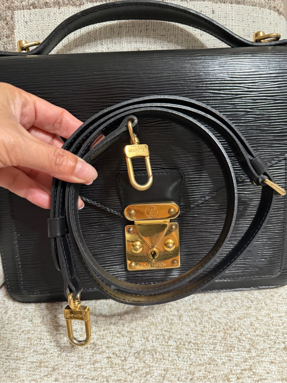 Black Leather Top-Handle Satchel with Gold Hardware - Picture 3 of 9